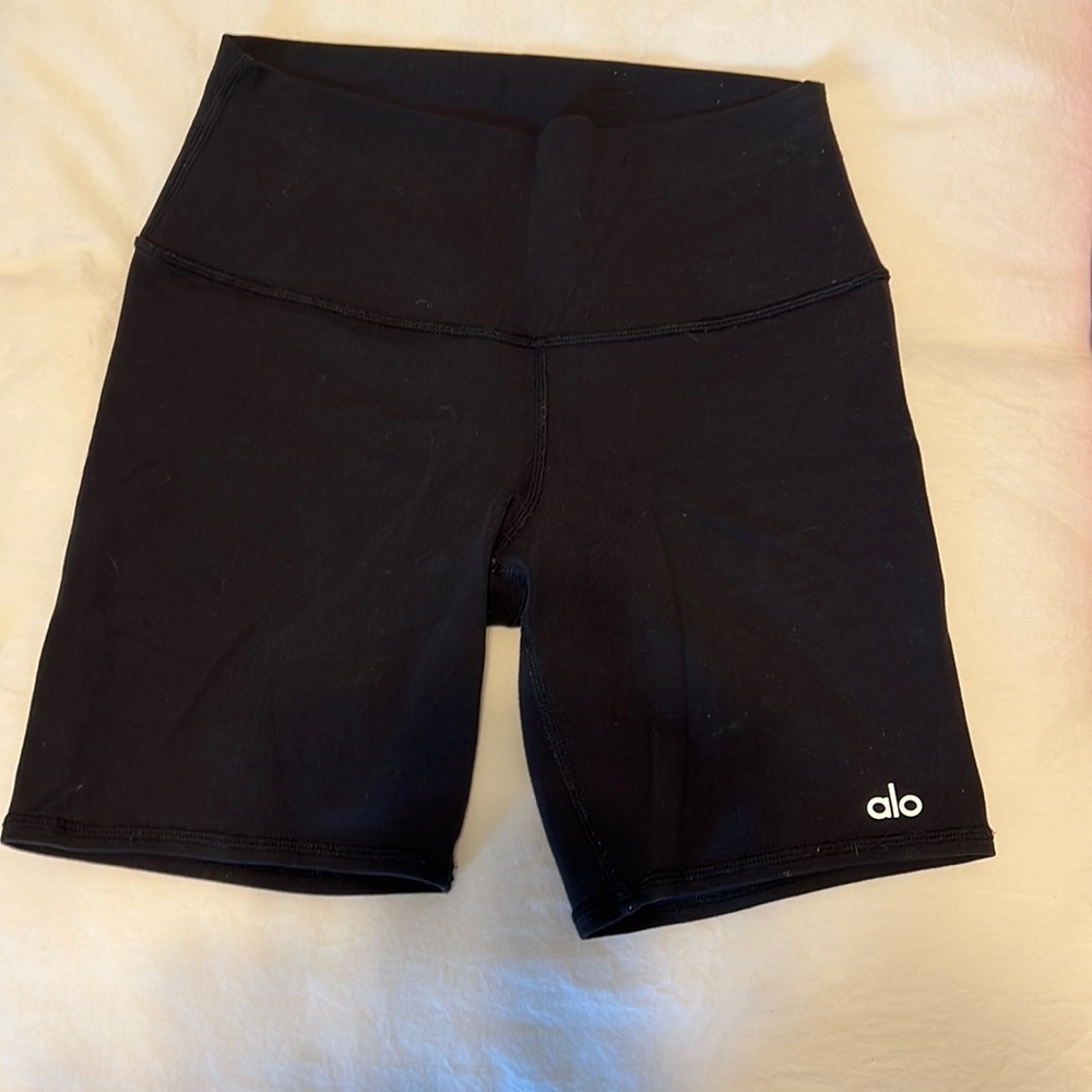 Alo biker shorts